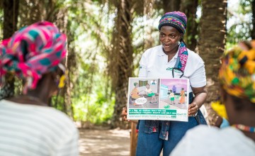 A Community Dialogue session is held monthly in Masokoray Community and facilitated by Concern BLN Officer Salamatu Magdalene. Photo: Michael Duff/Concern Worldwide